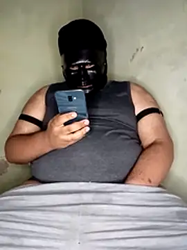 Kidding Road online show from December 14, 3:35 am