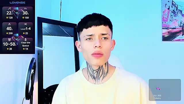 Snapshot of _justinmoon2 chatting on December 3, 2:45 am  justinmoon2 online show from December 3, 2:45 am