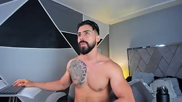 Snapshot of Markbrown chatting on March 17, 10:08 pm Markbrown online show from March 17, 10:08 pm