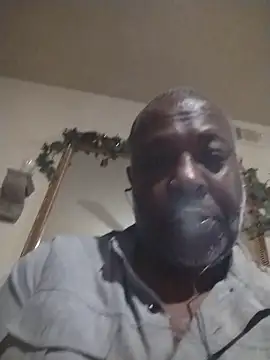 macnificent1fr online show from January 14, 7:13 am