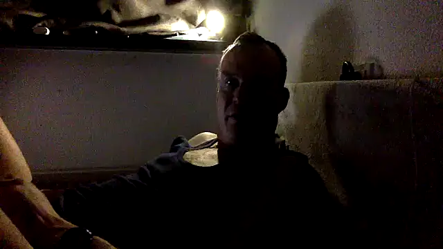 dlvis12 online show from December 2, 8:12 pm