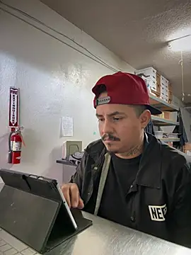 PeterGrandee online show from February 6, 6:02 pm