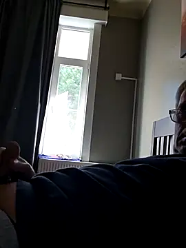 adriaan1975 online show from September 28, 10:02 am