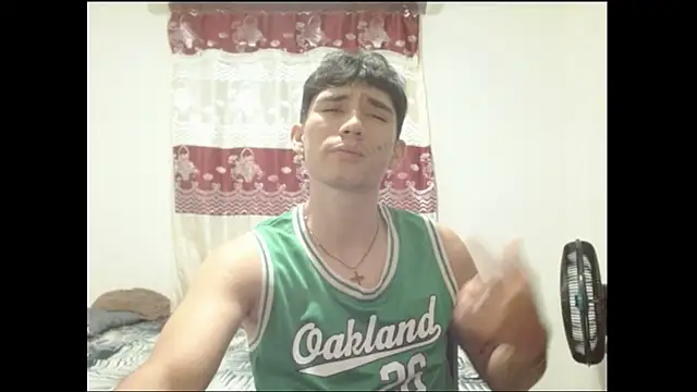 ChicoMaloFfF online show from February 16, 1:58 am