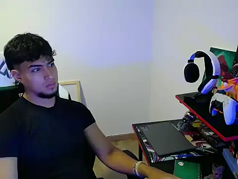 matias bianco online show from December 4, 3:57 am