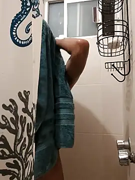 Snapshot of Mangopitudo chatting on January 1, 2:51 am Mangopitudo online show from January 1, 2:51 am